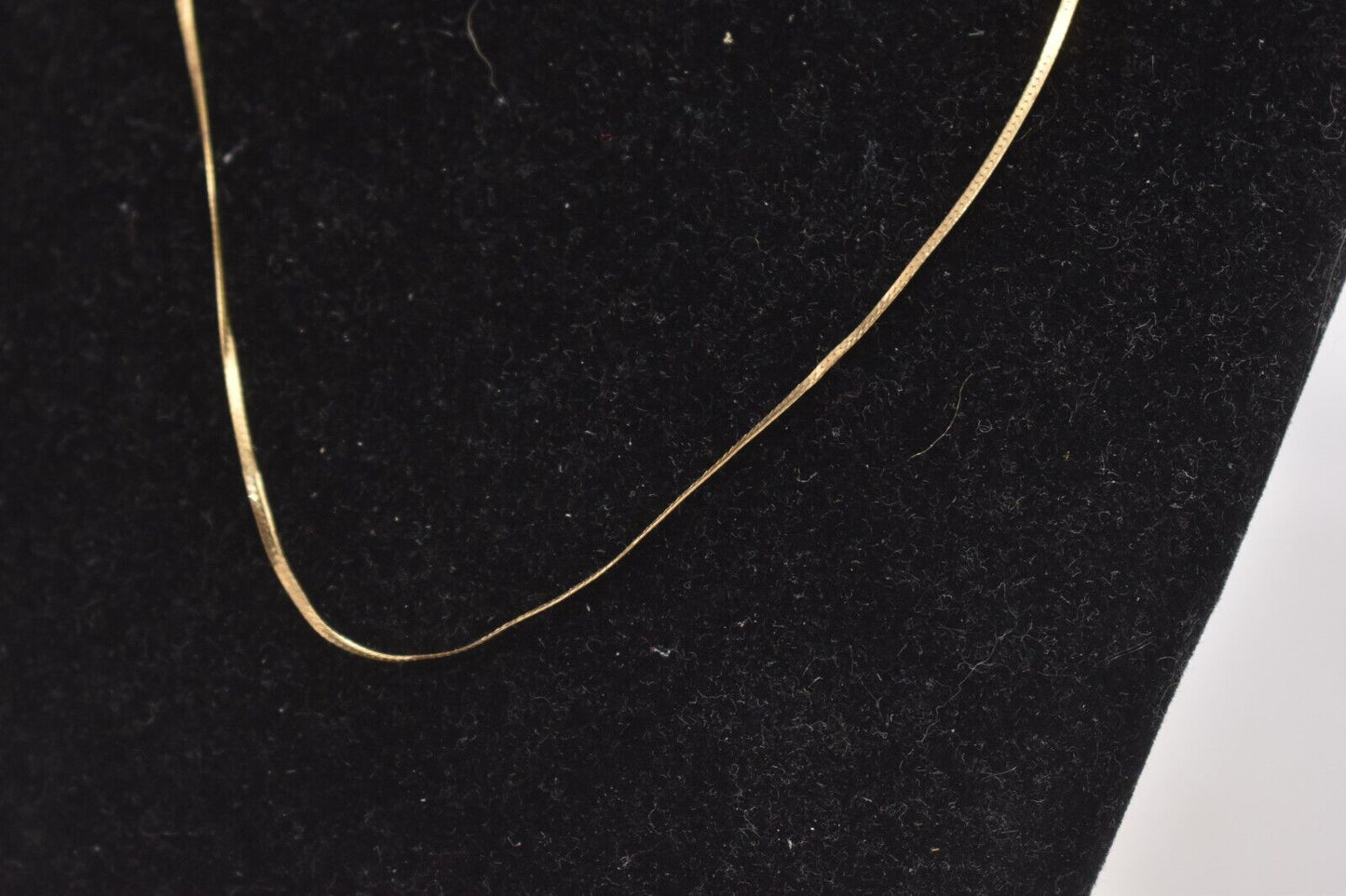 Vintage 9ct Yellow Gold Herringbone Necklace Chain 46cm - Hallmarked